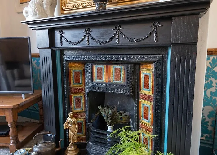 The House At Crooked End - Sleeps 8 * ヨーク