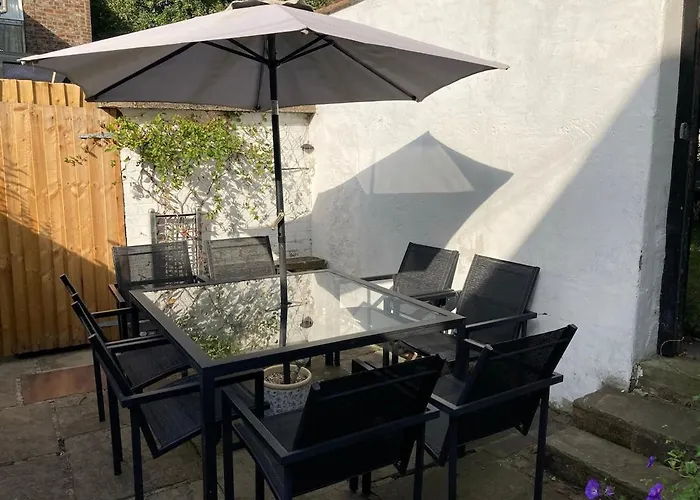 The House At Crooked End - Sleeps 8 * ヨーク