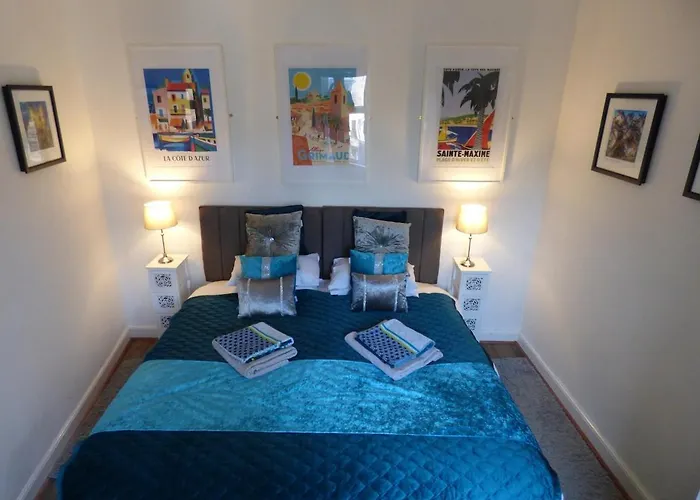 The House At Crooked End - Sleeps 8 ヨーク