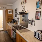 The House At Crooked End - Sleeps 8 Σπίτι διακοπών *