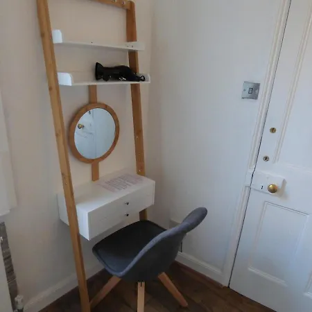 The House At Crooked End - Sleeps 8 Semesterbostad York