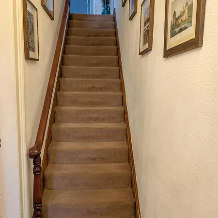 The House At Crooked End - Sleeps 8 Nyaraló *