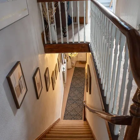 The House At Crooked End - Sleeps 8 York