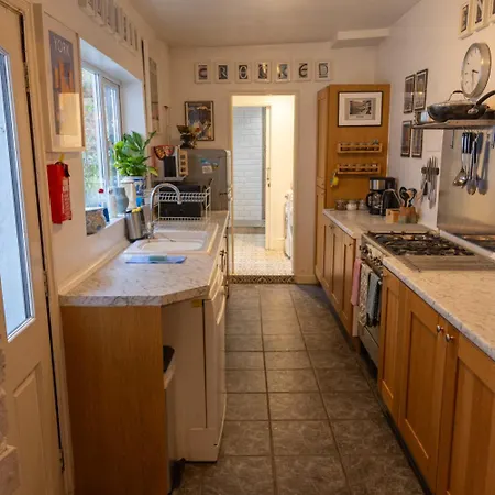 The House At Crooked End - Sleeps 8 Nyaraló