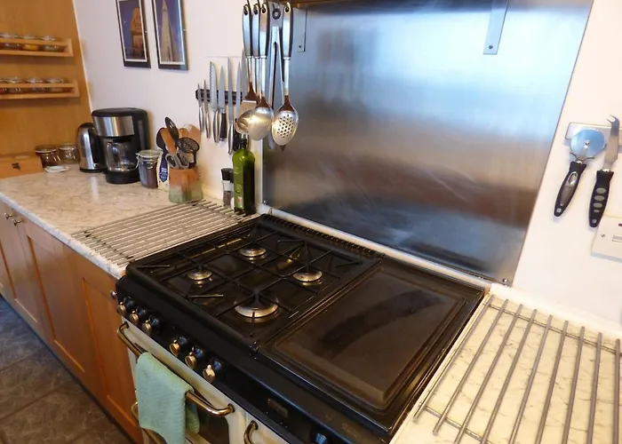 Semesterbostad The House At Crooked End - Sleeps 8 *