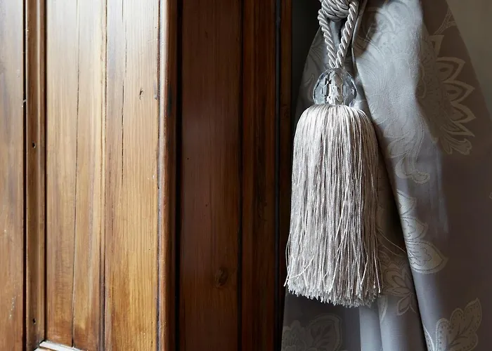 Semesterbostad The House At Crooked End - Sleeps 8