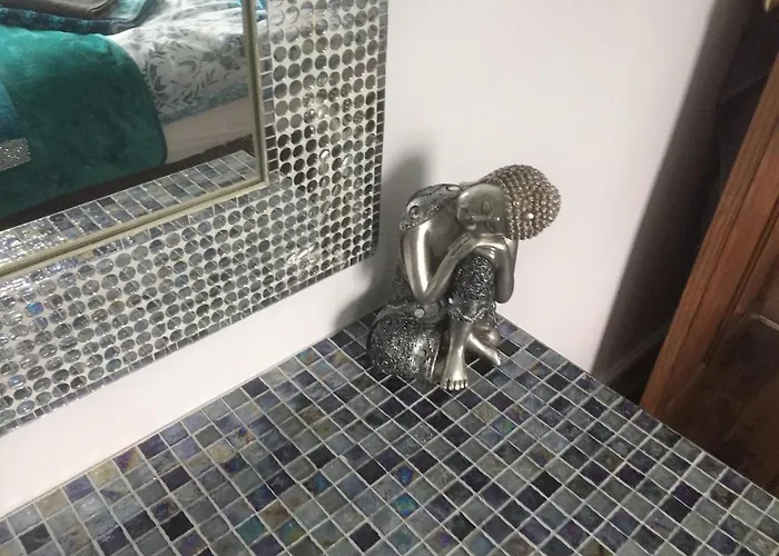 The House At Crooked End - Sleeps 8 York