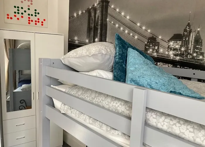 Semesterbostad The House At Crooked End - Sleeps 8