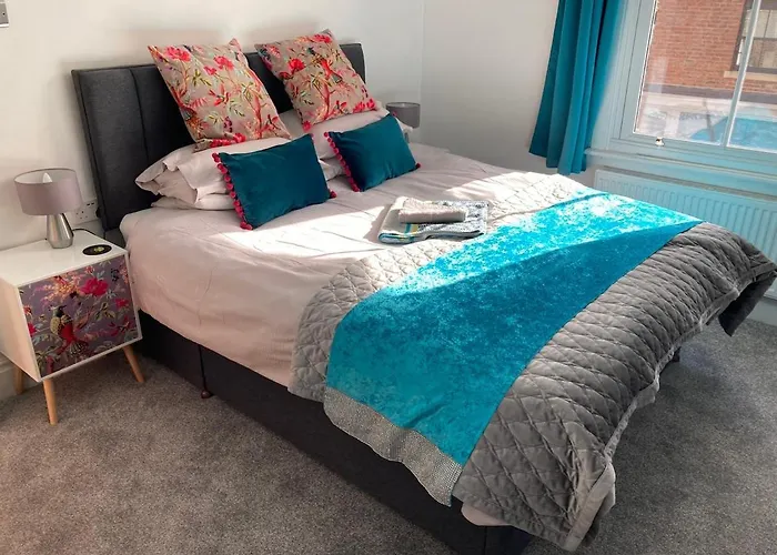 The House At Crooked End - Sleeps 8 York