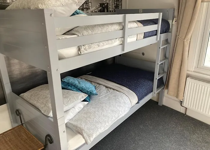 Semesterbostad The House At Crooked End - Sleeps 8