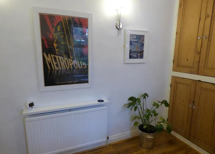 The House At Crooked End - Sleeps 8 York