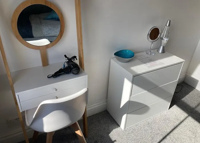 Semesterbostad The House At Crooked End - Sleeps 8