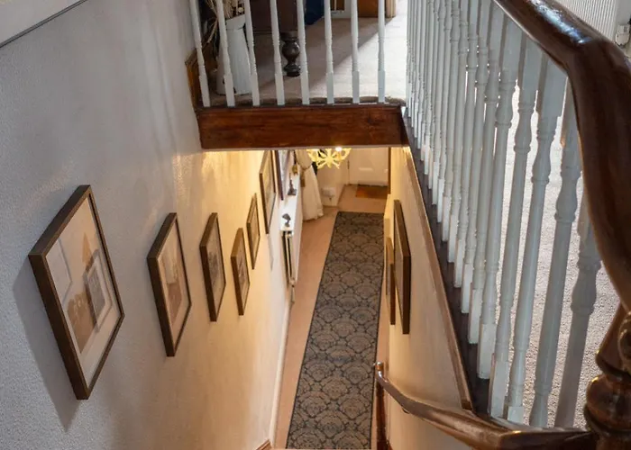 The House At Crooked End - Sleeps 8 York