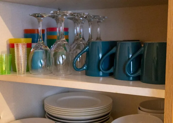 The House At Crooked End - Sleeps 8 *